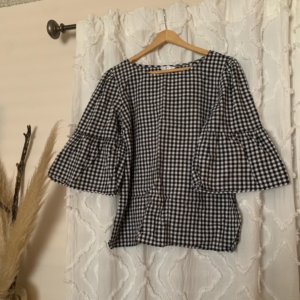 Houndstooth Crop with Bell Sleeves